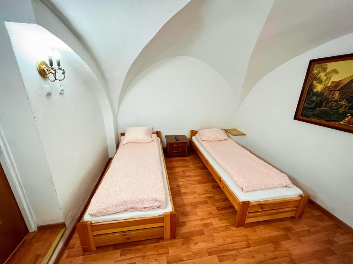 Noclegi Woku Swiebodzice Bagian luar foto